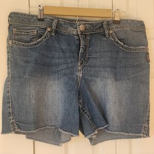 Silver Jeans Women's Blue Jean Shorts